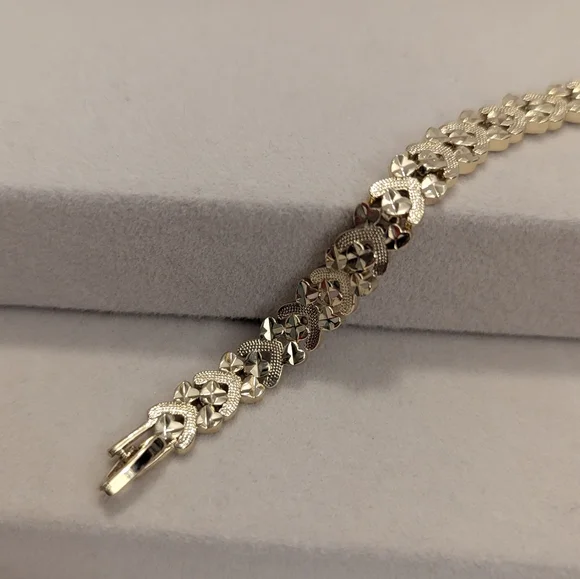 7" Gold Chain Bracelet - Picture 6 of 8